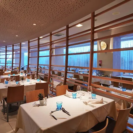 Otel Jesolopalace & 4*