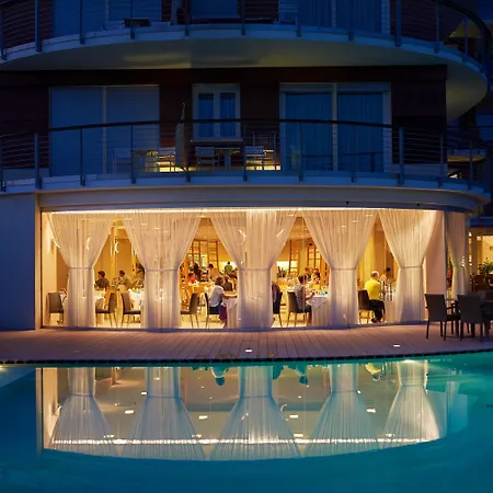 Ξενοδοχείο Jesolopalace & 4*