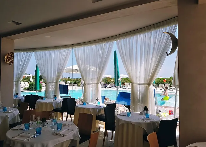 מלון Jesolopalace & 4*
