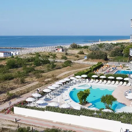 Hotel Jesolopalace & 4*