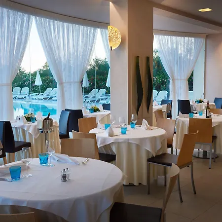 Jesolopalace &