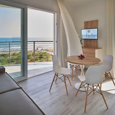 Ξενοδοχείο Jesolopalace & 4*