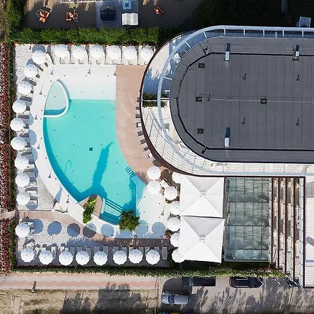 Jesolopalace &
