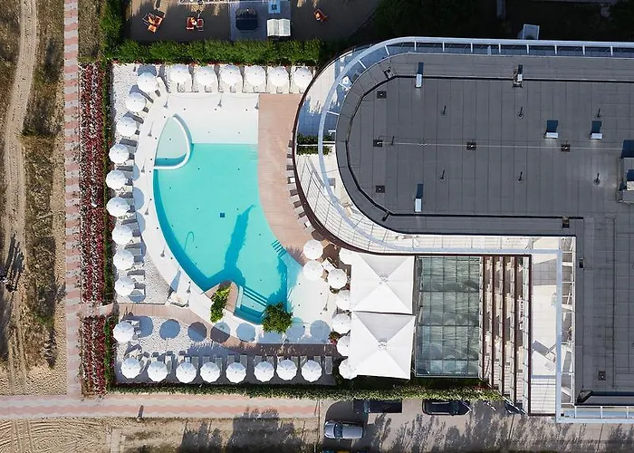 吉索罗帕拉斯酒店和公寓酒店