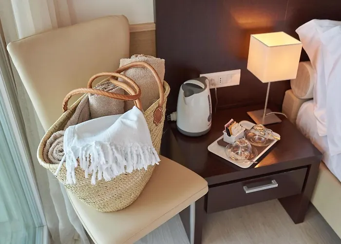 吉索罗帕拉斯酒店和公寓酒店 酒店